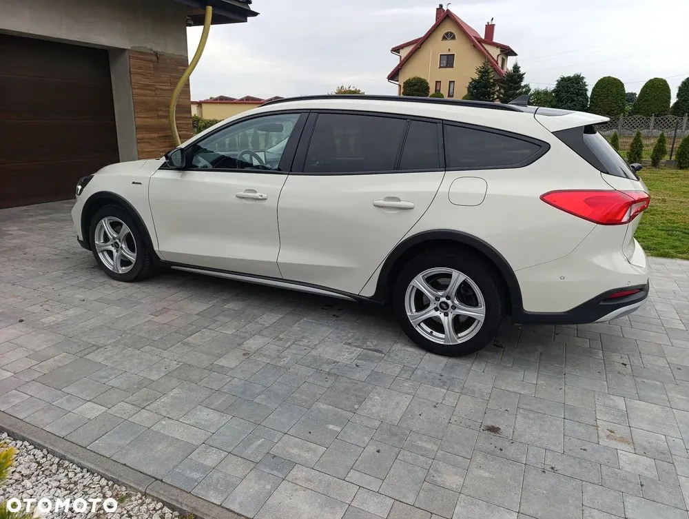 Ford Focus 2019 photo 4