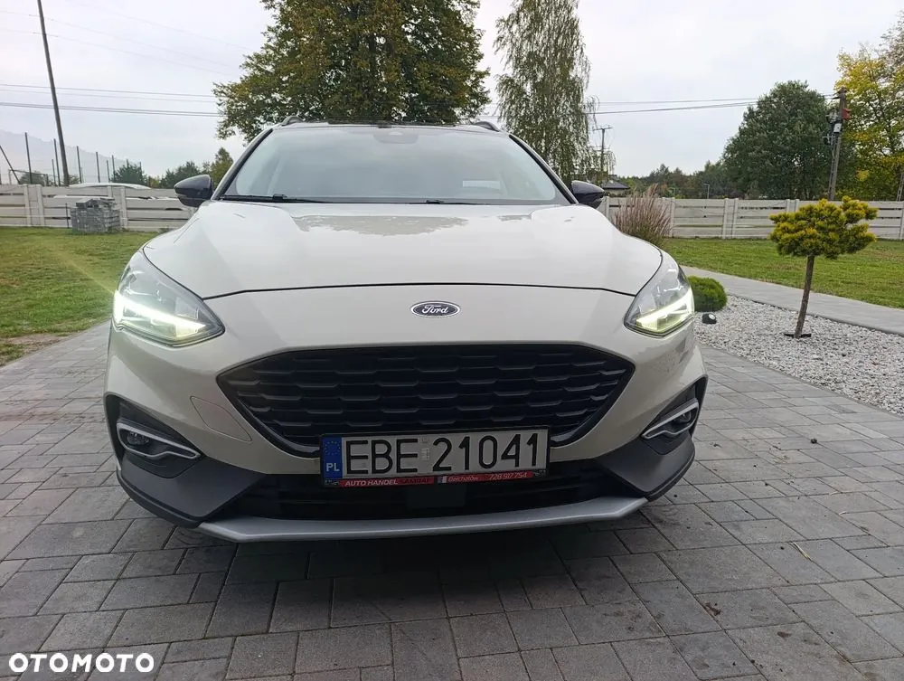 Ford Focus 2019 photo 2