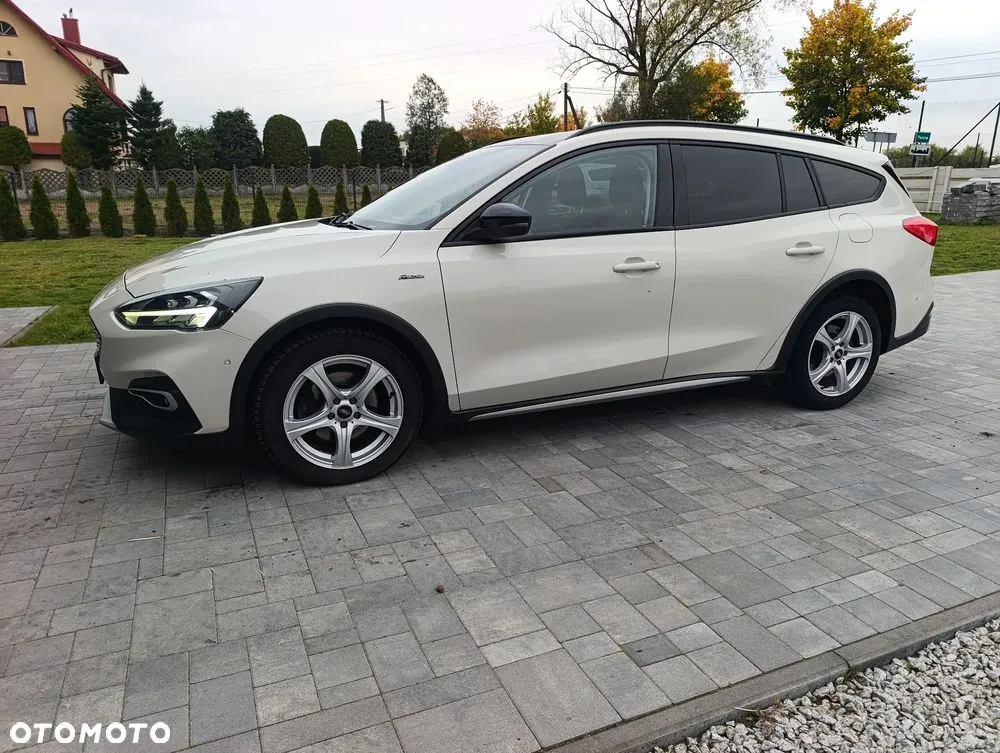 Ford Focus 2019 photo 3
