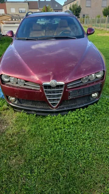 Alfa Romeo 159