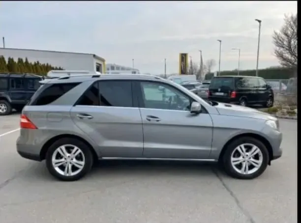 Mercedes-Benz M-Class 2014 photo 2
