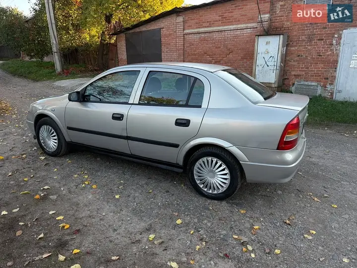 Opel Astra 2006 photo 4