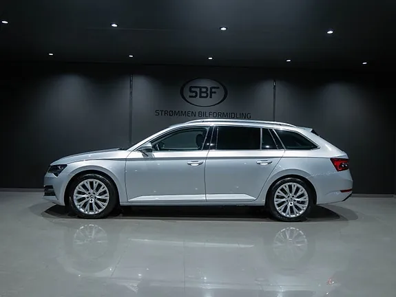 Skoda Superb 2021 photo 2