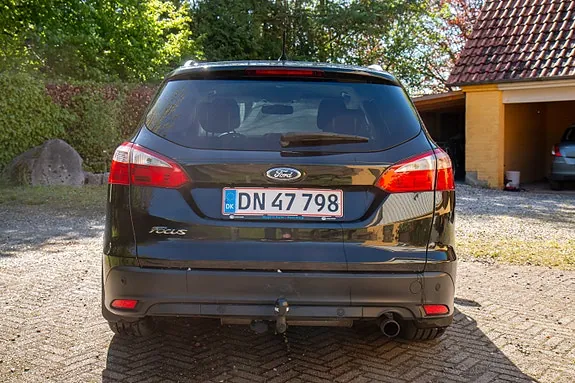 Ford Focus 2011 photo 5