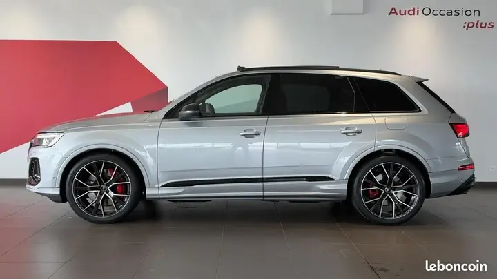Audi Q7 2024 photo 5
