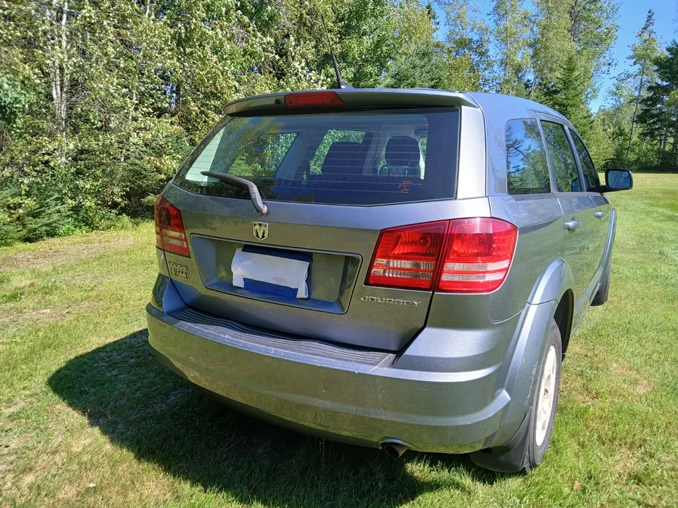 Dodge Journey 2010 photo 5