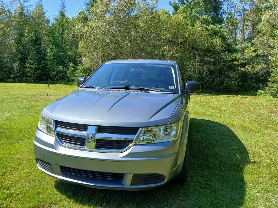 Dodge Journey 2010 photo 4