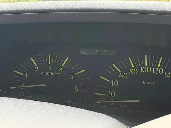 Toyota Previa 2006 photo 2