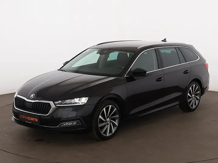 Skoda Octavia Combi 2023 photo 2