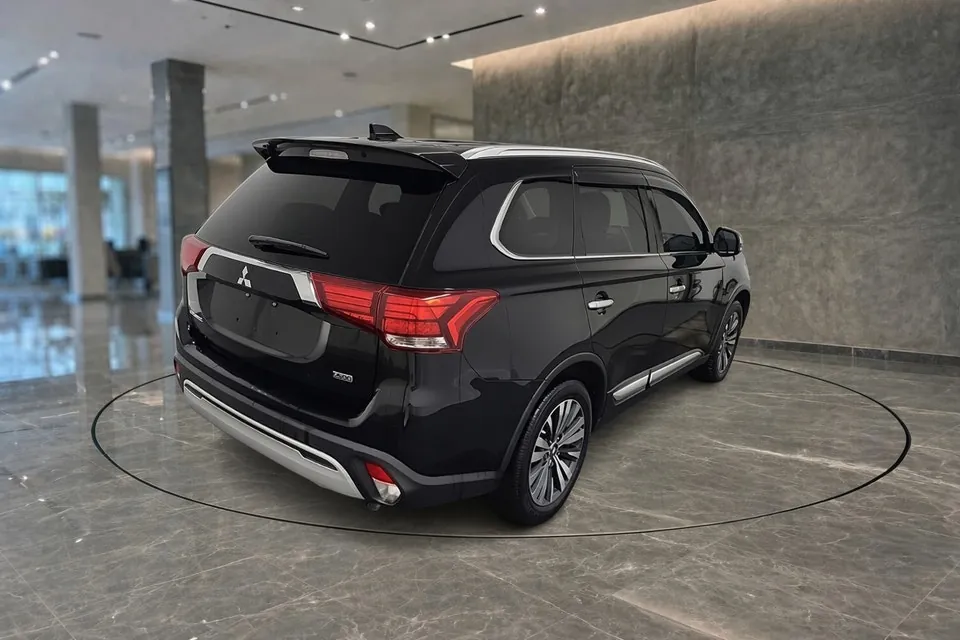Mitsubishi Outlander 2020 photo 4