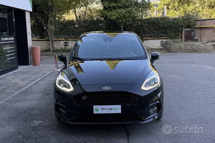 Ford Fiesta 2019 photo 2