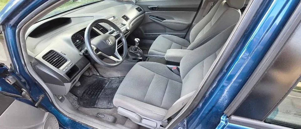Honda Civic 2011 photo 5