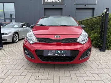 Kia Rio 2013 photo 2