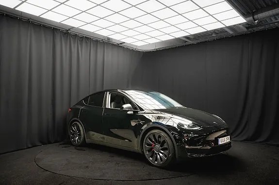 Tesla Model Y 2024 photo 5