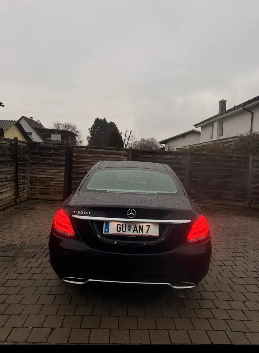 Mercedes-Benz C-Class 2017 photo 2