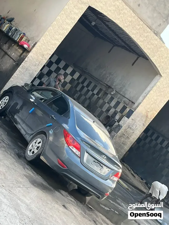 Hyundai Accent