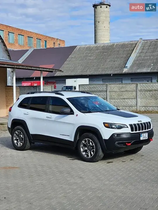 Jeep Cherokee 2019 photo 4
