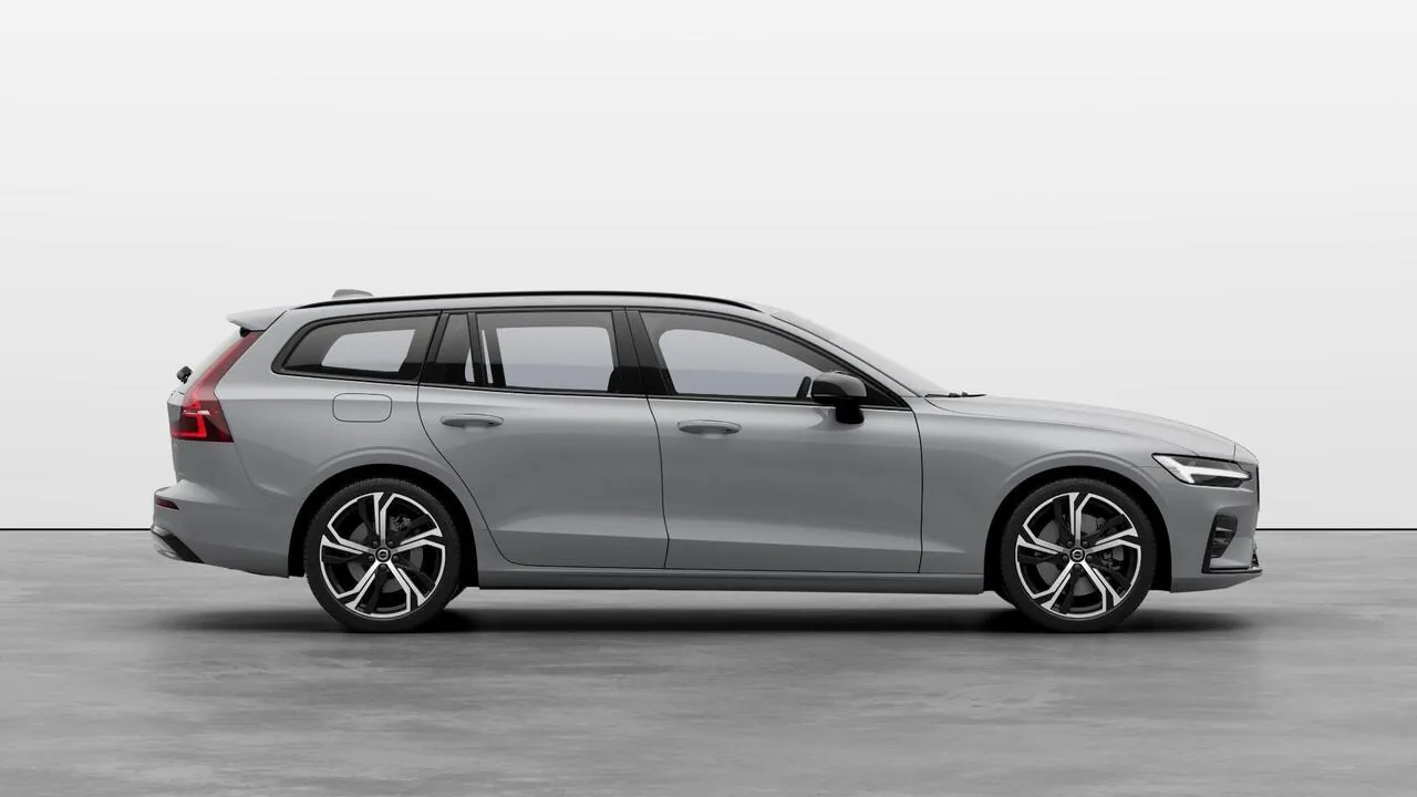 Volvo V60 2024 photo 3