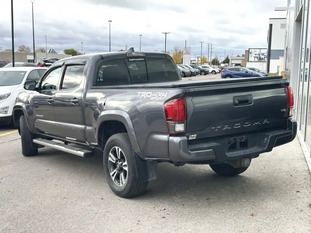 Toyota Tacoma 2018 photo 5