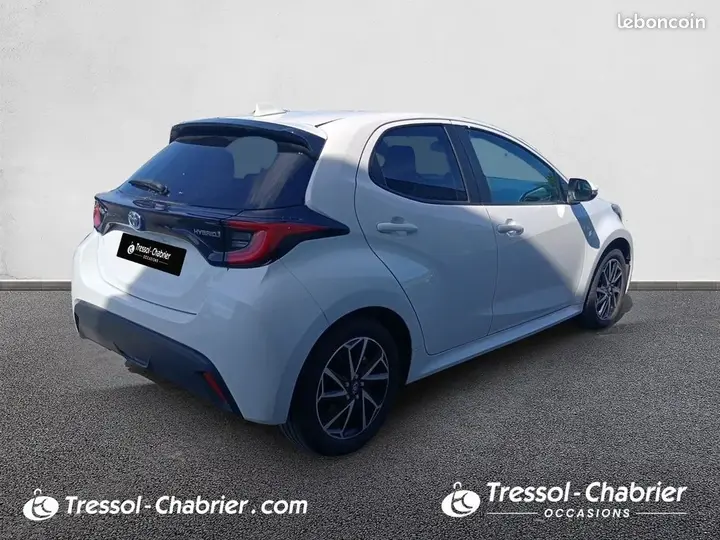 Toyota Yaris 2023 photo 5