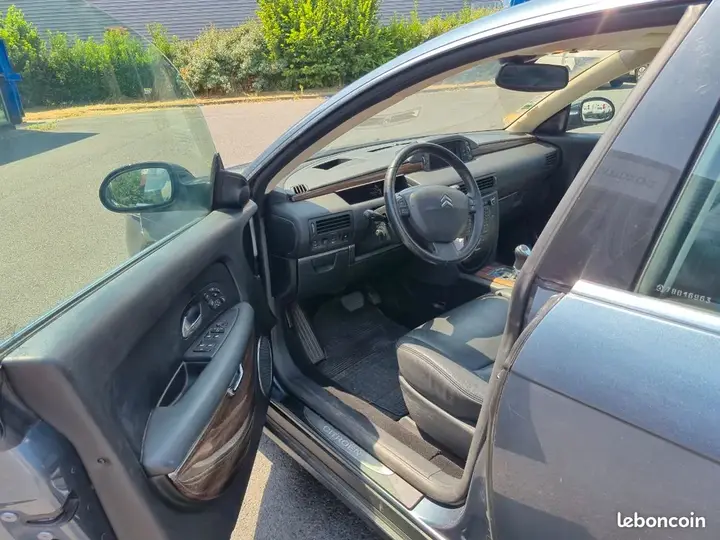 Citroen C6 2007 photo 3