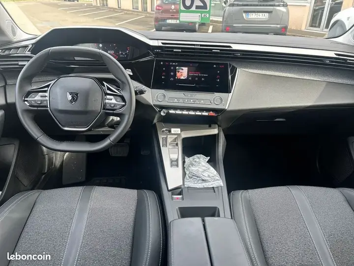 Peugeot 308 2025 photo 5