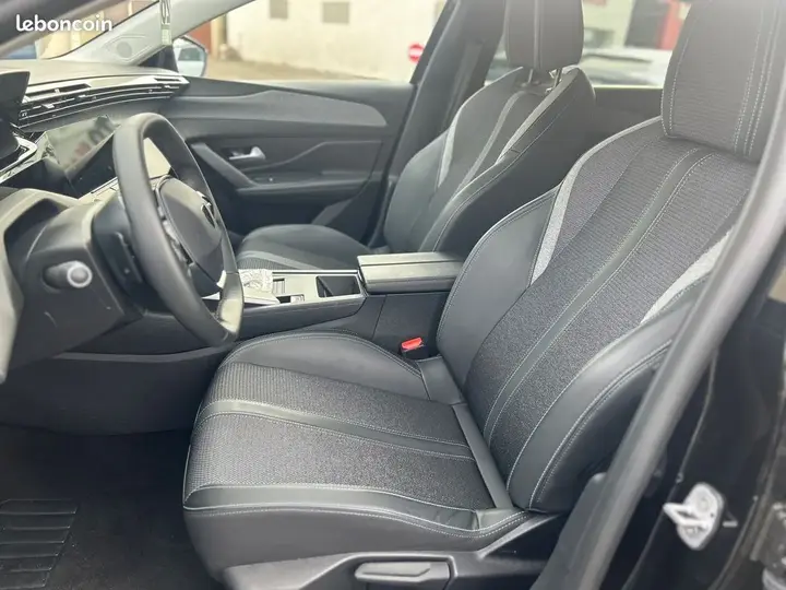 Peugeot 308 2025 photo 3