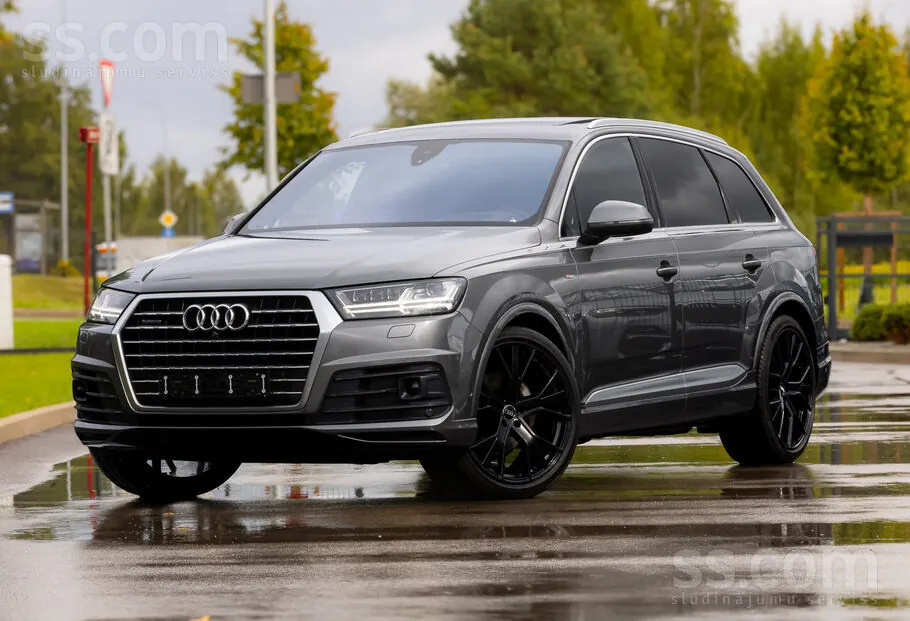 Audi Q7 2015 photo 2