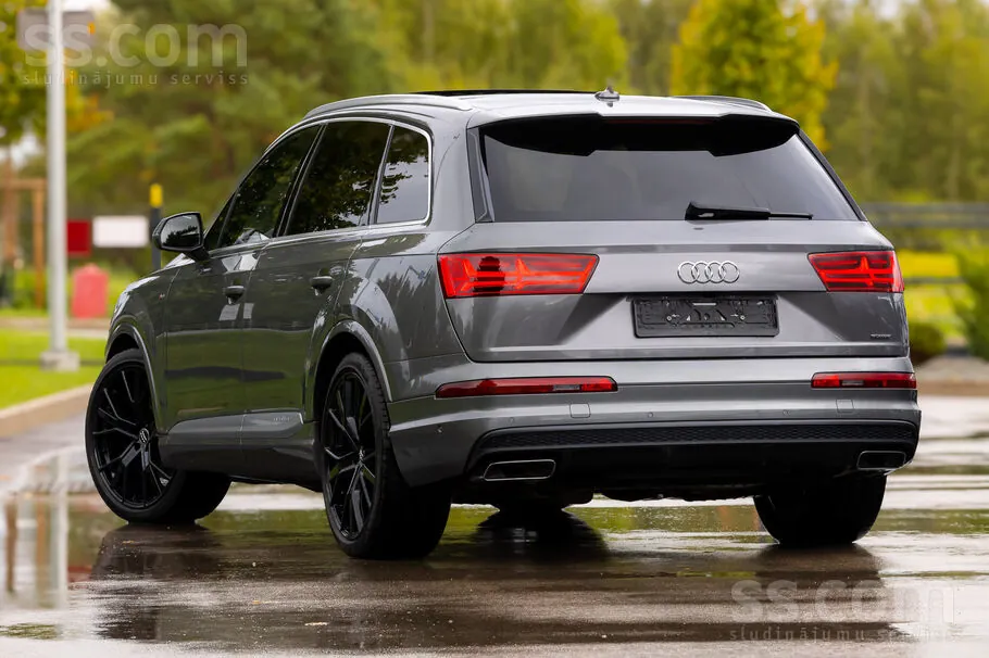 Audi Q7 2015 photo 5