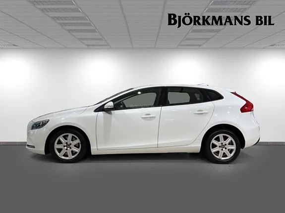 Volvo V40 2018 photo 4
