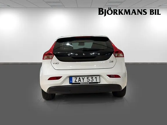 Volvo V40 2018 photo 5