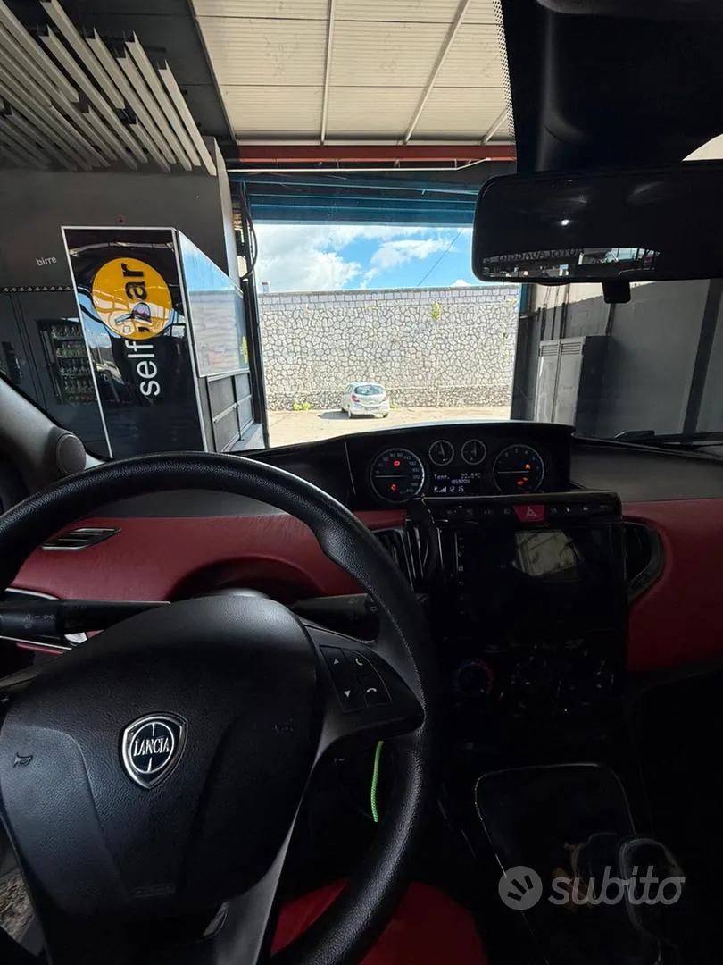 Lancia Ypsilon 2014 photo 3