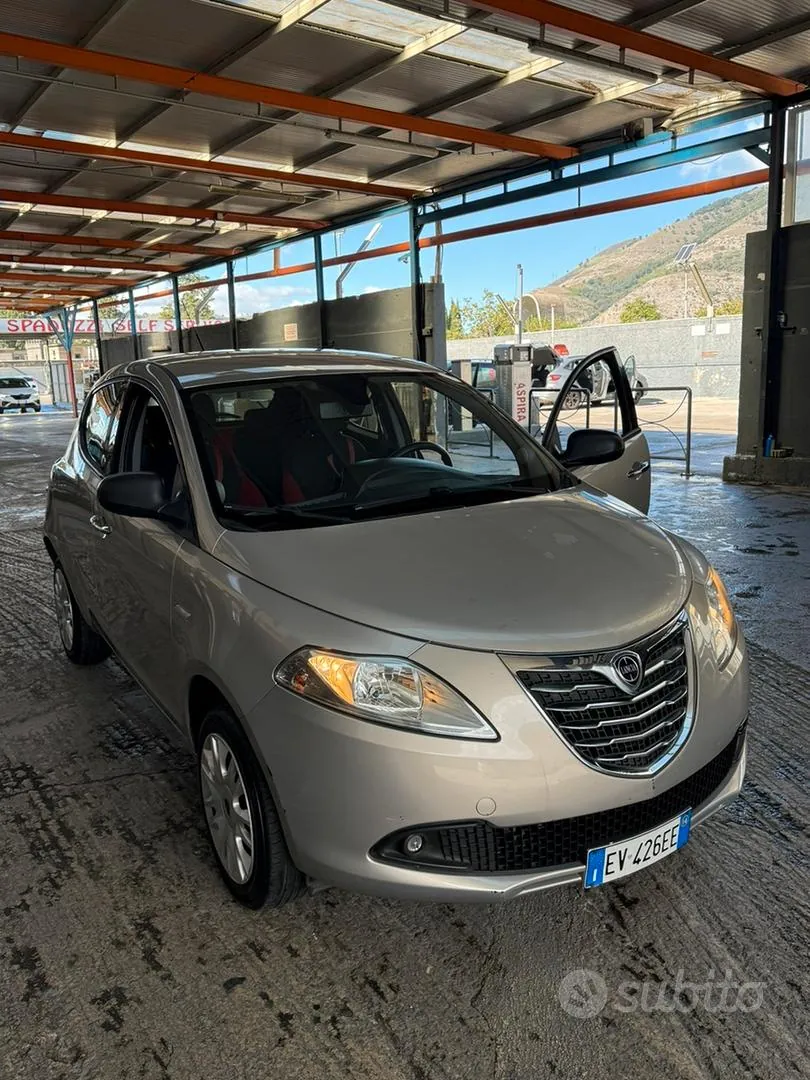 Lancia Ypsilon 2014 photo 5