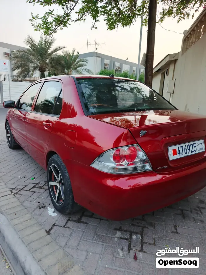 Mitsubishi Lancer 2014 photo 4