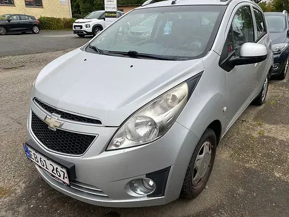 Chevrolet Spark 2012 photo 2