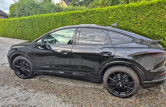 Audi Q4 E-Tron 2022 photo 4