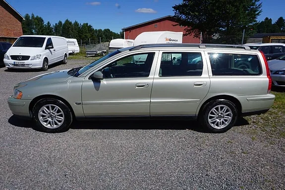 Volvo V70 2006 photo 4