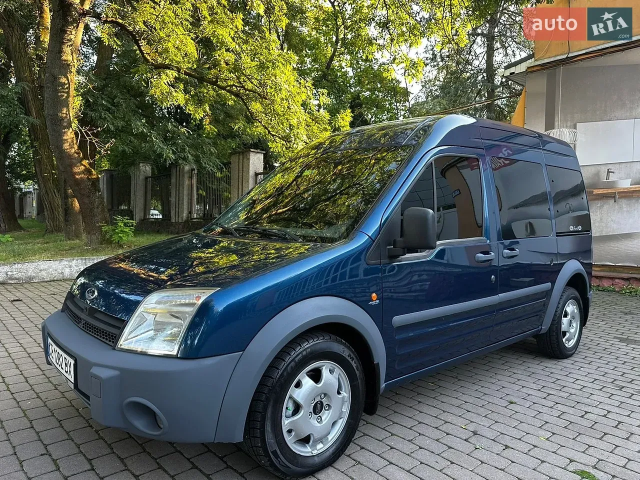 Ford Tourneo Connect 2004 photo 2