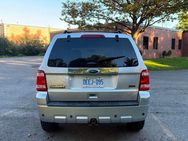 Ford Escape 2011 photo 5
