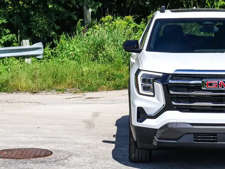 GMC Terrain 2027 photo 5