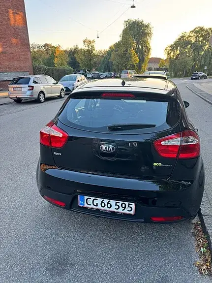 Kia Rio 2013 photo 3