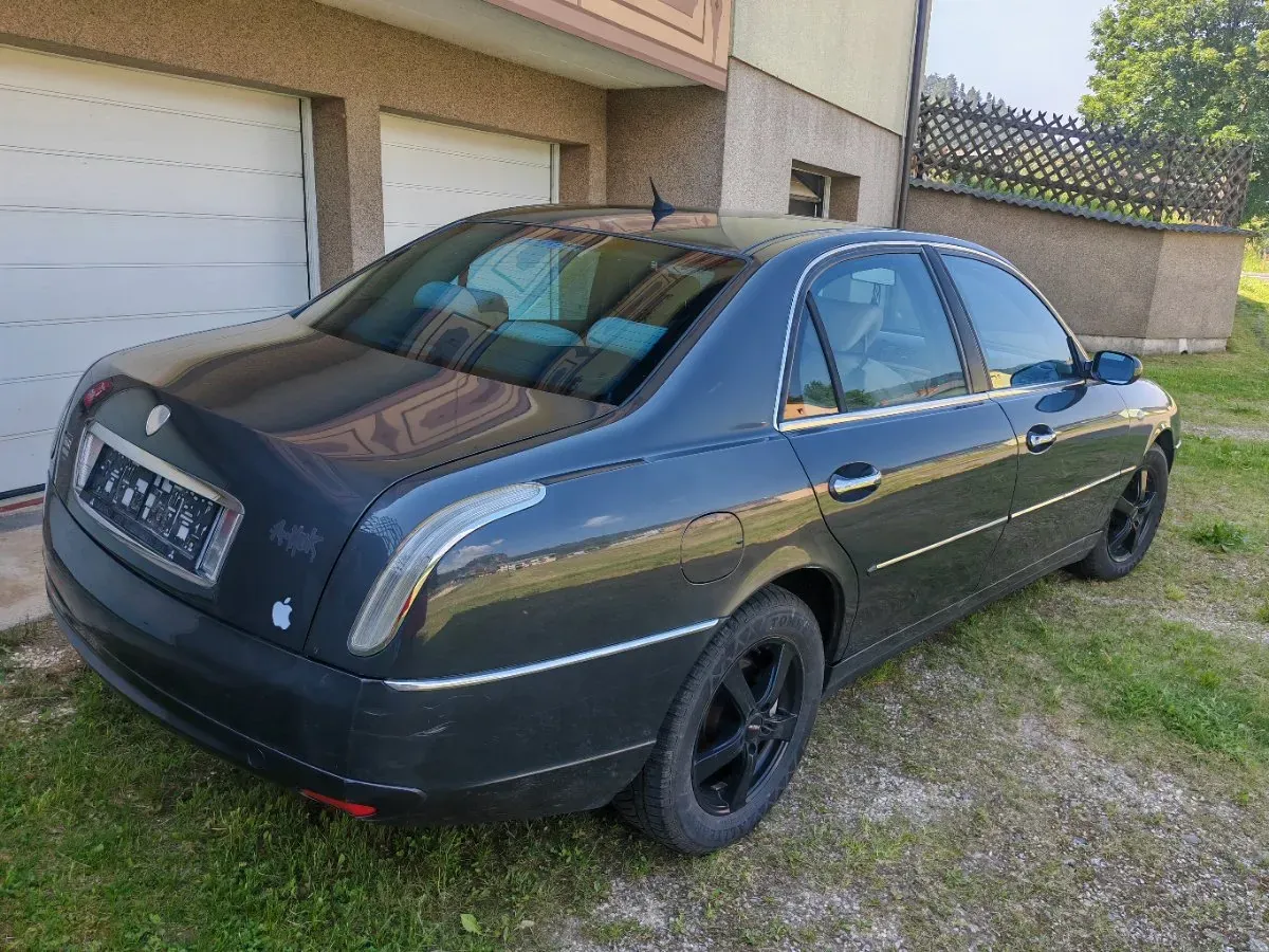 Lancia Thesis 2003 photo 3