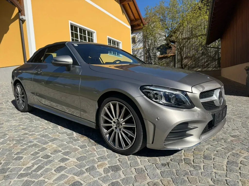Mercedes-Benz C-Class 2020 photo 2