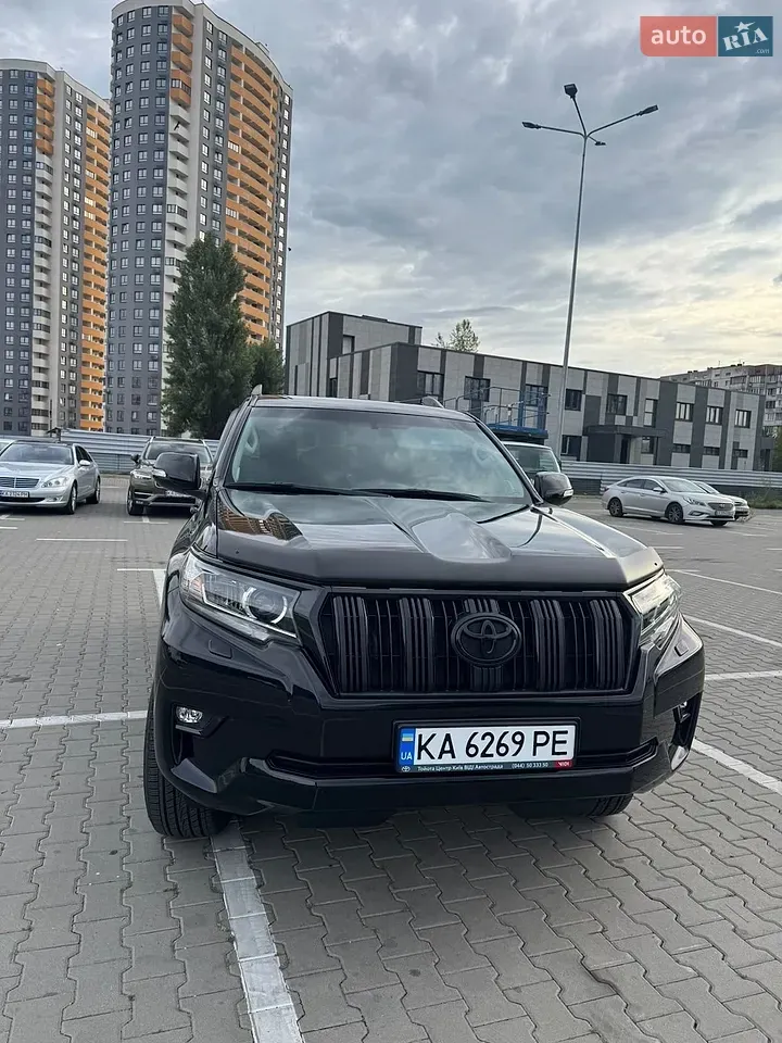 Toyota Land Cruiser Prado 2021 photo 4