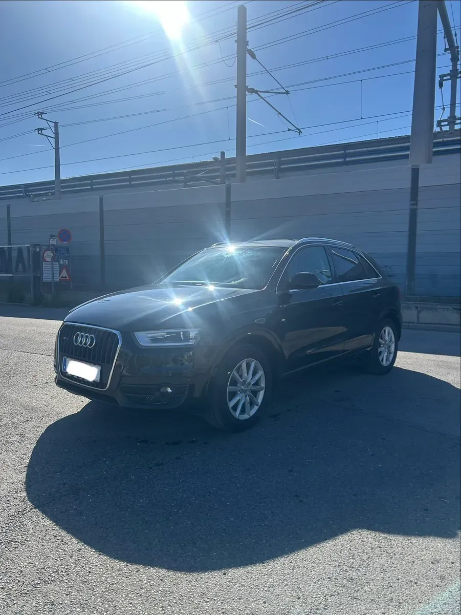 Audi Q3 2012 photo 2