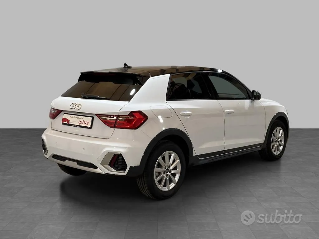Audi A1 2025 photo 2