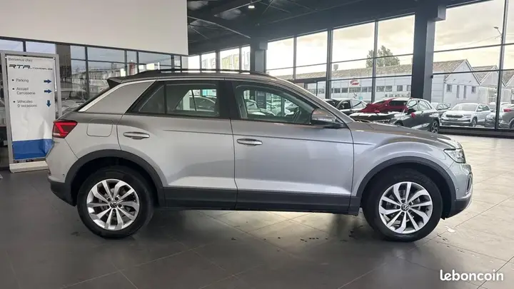 Volkswagen T-Roc 2022 photo 5