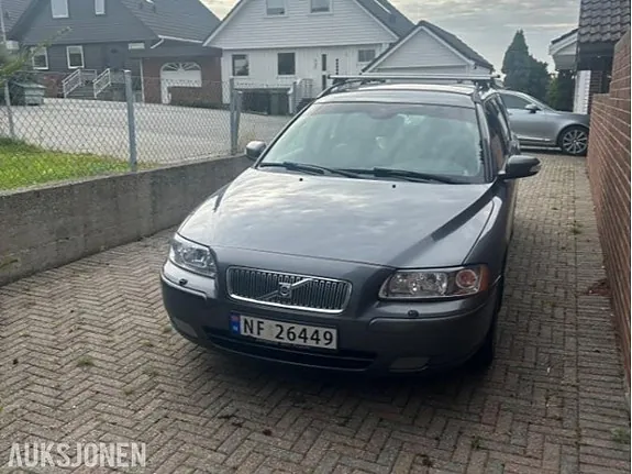 Volvo V70 2007 photo 2