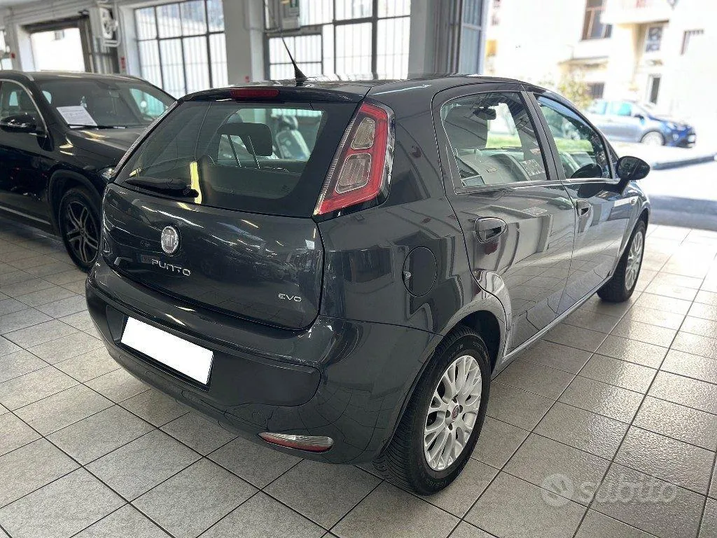 Fiat Punto Evo 2011 photo 5