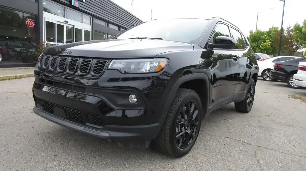 Jeep Compass 2025 photo 2